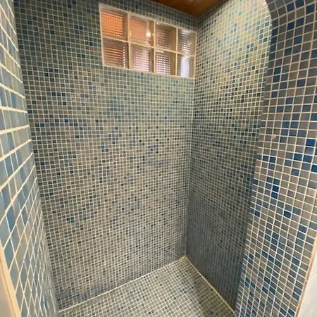 Rez De Terrasse Piscine Parking Prive * הייר