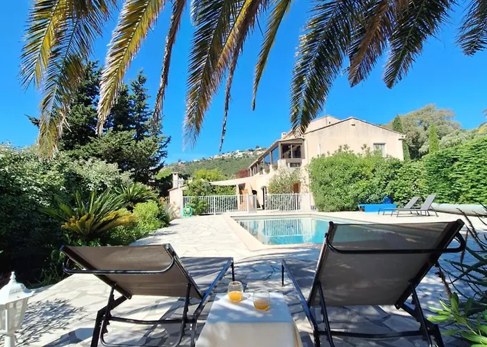 Rez De Terrasse Piscine Parking Prive