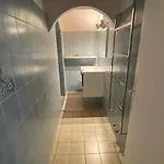 Rez De Terrasse Piscine Parking Prive Δωμάτια σε οικογενειακή κατοικία Ιέρ