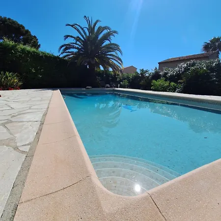 Rez De Terrasse Piscine Parking Prive * הייר