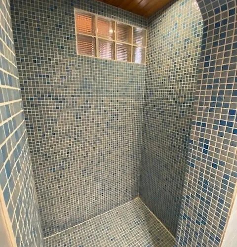 Rez De Terrasse Piscine Parking Privé * Hyères