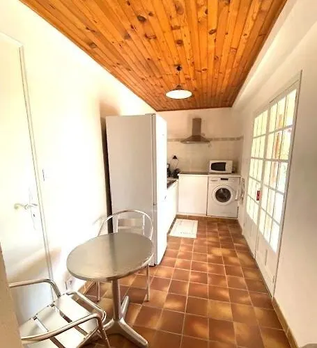 Rez De Terrasse Piscine Parking Privé * Hyères