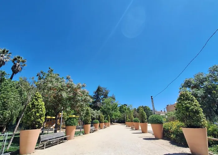 Alloggio in famiglia Rez De Terrasse Piscine Parking Privé